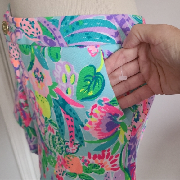 Lilly Pulitzer Buttercup Shorts Size 10 Scalloped Preppy Floral Me And My Zesty - Picture 4 of 16